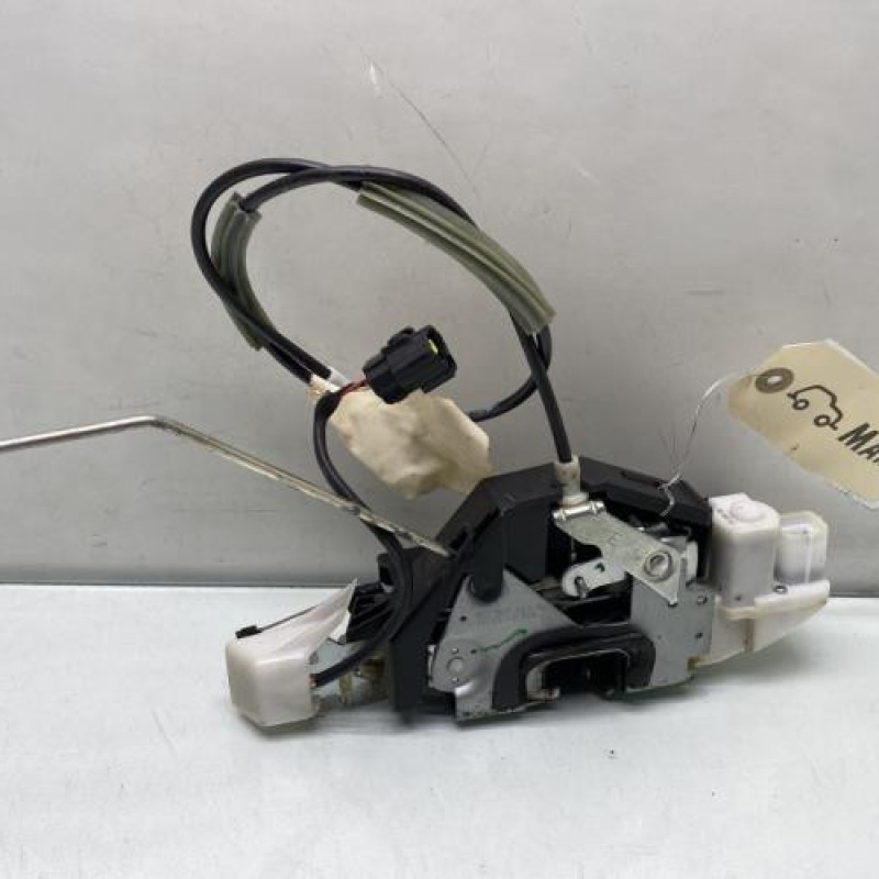 Serrure avant gauche VOLKSWAGEN FOX Photo n°4