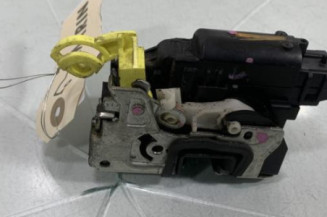 Serrure arriere gauche DACIA DUSTER 1