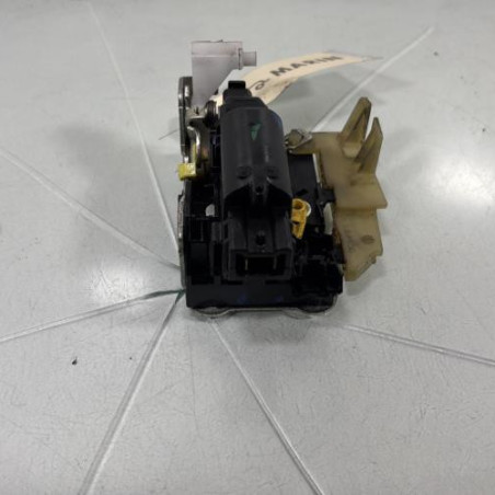 Serrure avant gauche DACIA DUSTER 1