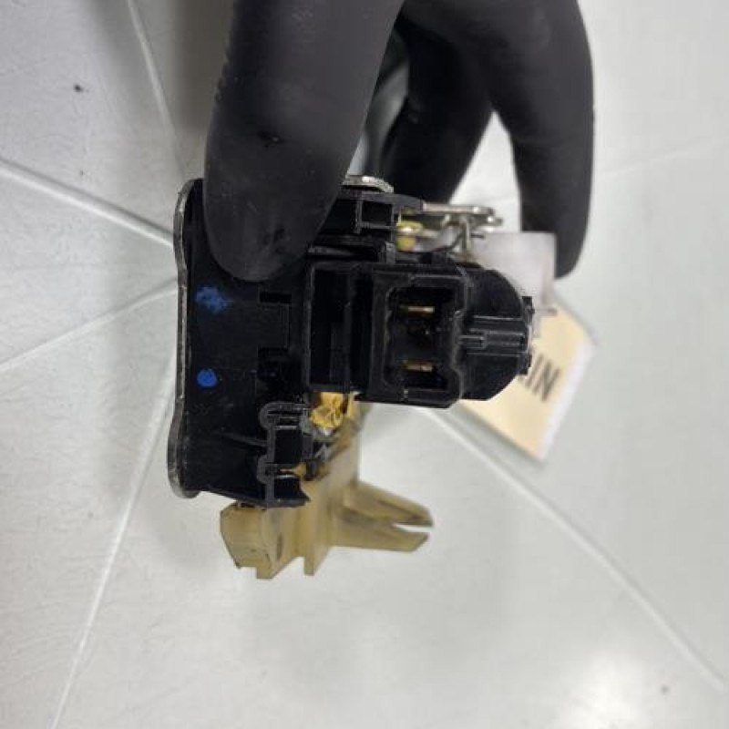 Serrure avant gauche DACIA DUSTER 1 Photo n°3