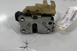 Serrure avant gauche DACIA DUSTER 1