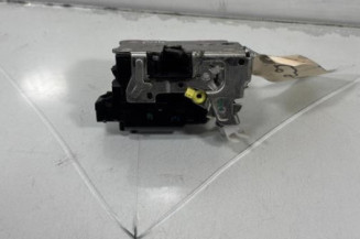 Serrure avant gauche DACIA DUSTER 1