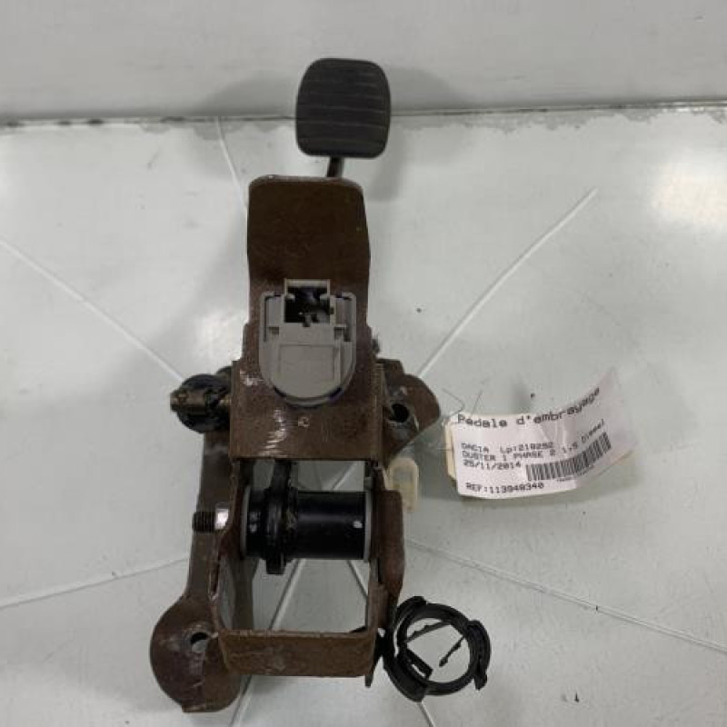 Pedale d'embrayage DACIA DUSTER 1 Photo n°4