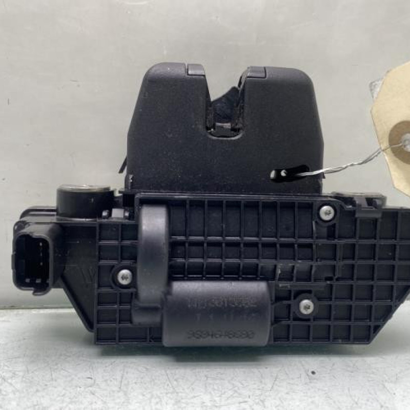 Serrure de coffre PEUGEOT 5008 1 Photo n°1