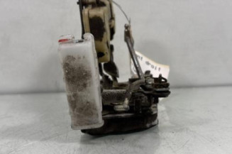 Serrure avant droit TOYOTA YARIS 1