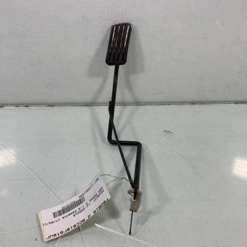 Pedale d'accelerateur PEUGEOT 205 Photo n°1