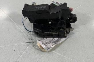 Serrure avant gauche MERCEDES VITO 639