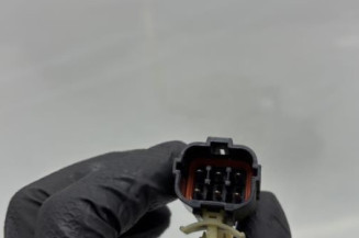 Serrure arriere gauche KIA SORENTO 1