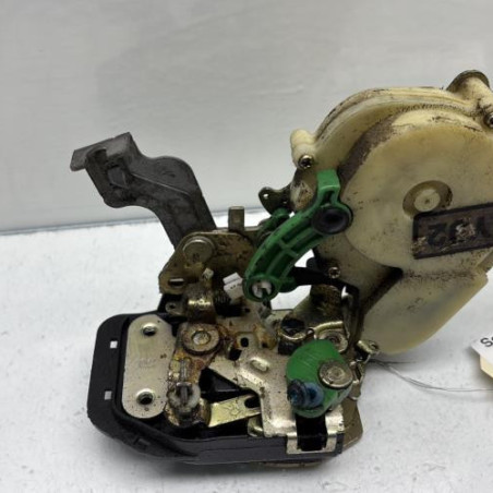 Serrure avant droit KIA SORENTO 1