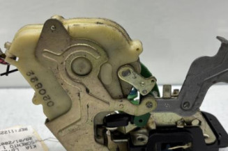 Serrure avant droit KIA SORENTO 1