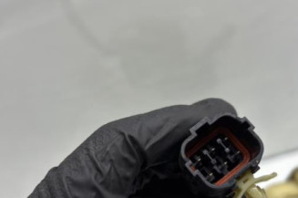 Serrure avant gauche KIA SORENTO 1