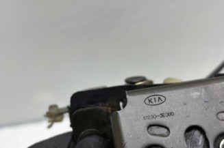 Serrure de coffre KIA SORENTO 1