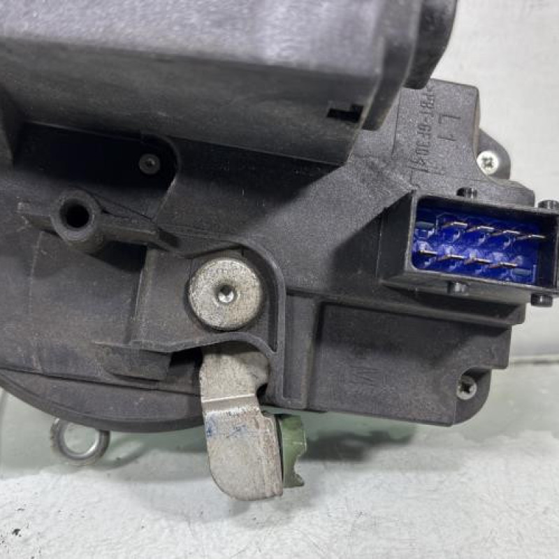 Serrure avant gauche OPEL CORSA C Photo n°3