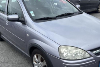 Serrure avant gauche OPEL CORSA C