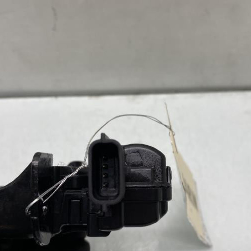 Serrure de coffre RENAULT CLIO 4 Photo n°3