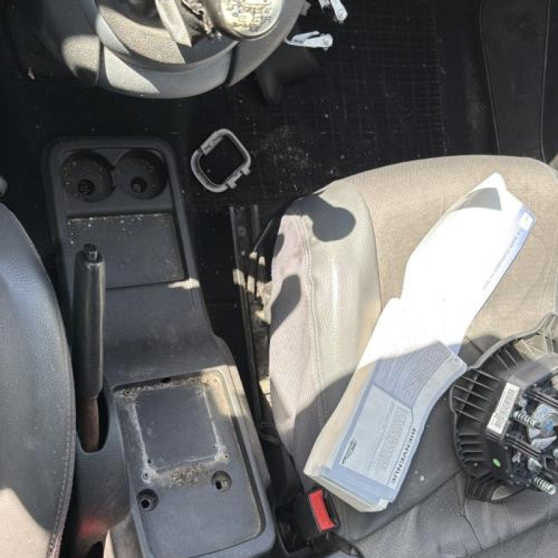 Serrure avant gauche PEUGEOT PARTNER 2 Photo n°20