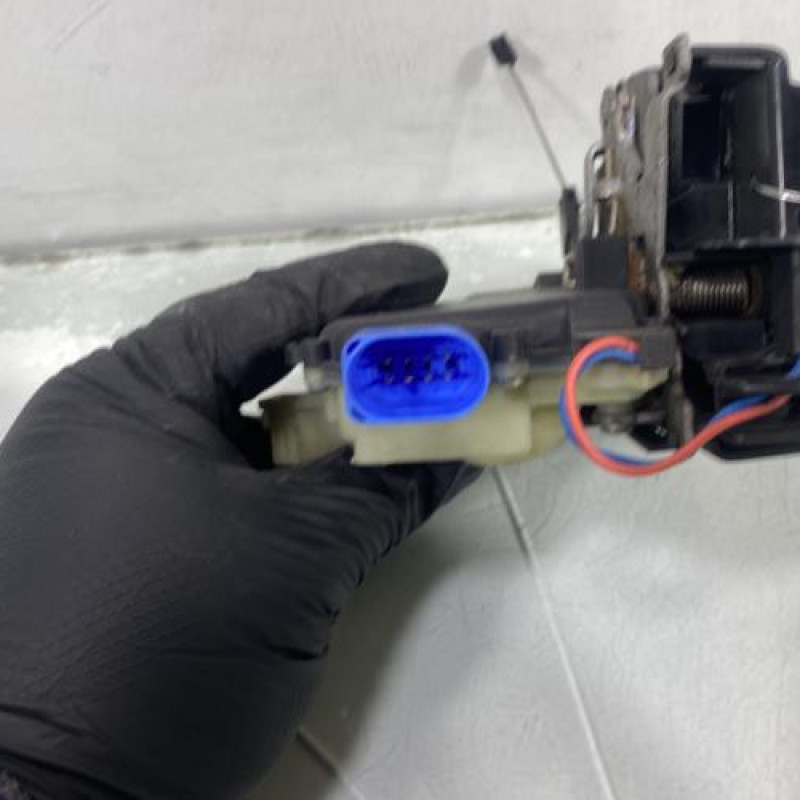 Serrure avant gauche SEAT IBIZA 3 Photo n°4