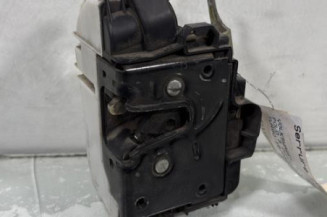 Serrure avant droit VOLKSWAGEN POLO 3 Photo n°1