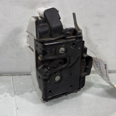 Serrure avant droit VOLKSWAGEN POLO 3 Photo n°1