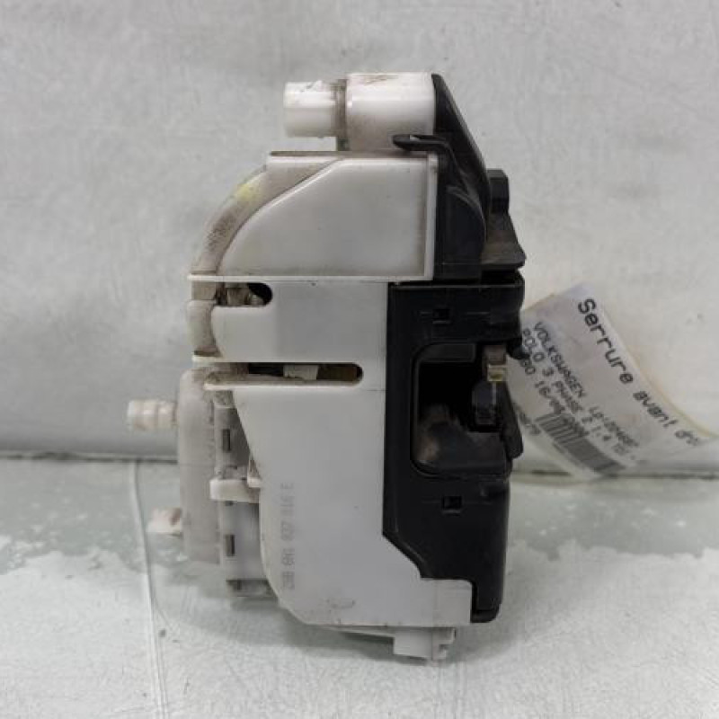 Serrure avant droit VOLKSWAGEN POLO 3 Photo n°2