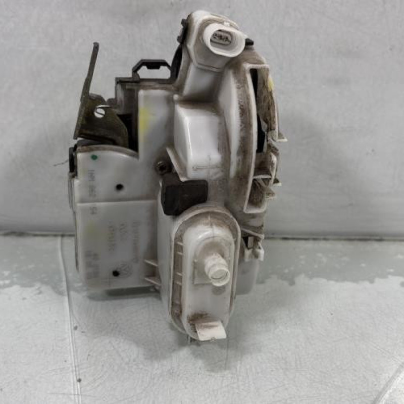 Serrure avant droit VOLKSWAGEN POLO 3 Photo n°3