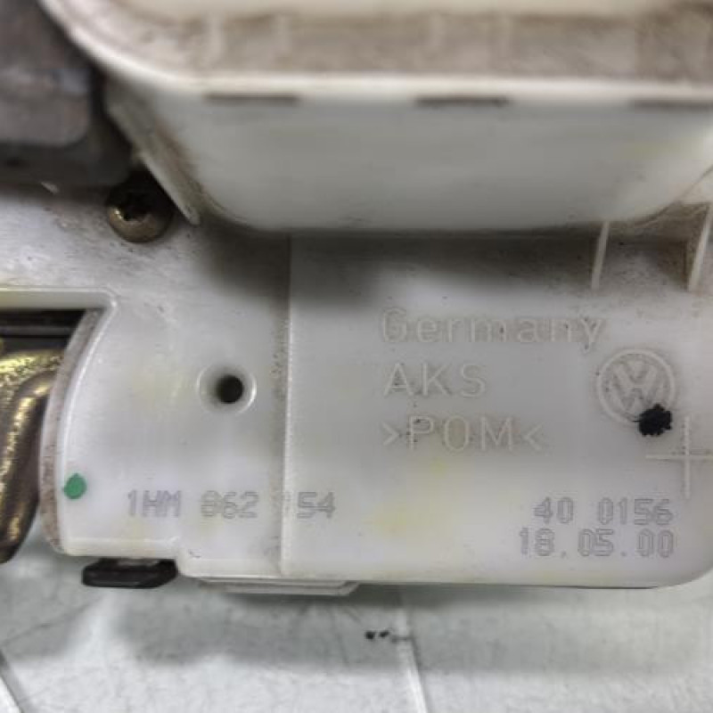 Serrure avant droit VOLKSWAGEN POLO 3 Photo n°4