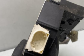 Serrure avant droit ROVER 75