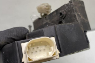 Serrure avant gauche ROVER 75