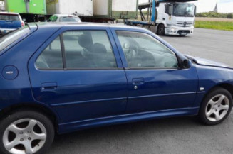 Moteur essuie glace avant PEUGEOT 306