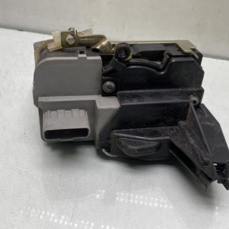 Serrure avant gauche PEUGEOT 307