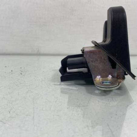 Serrure de coffre VOLKSWAGEN POLO 6