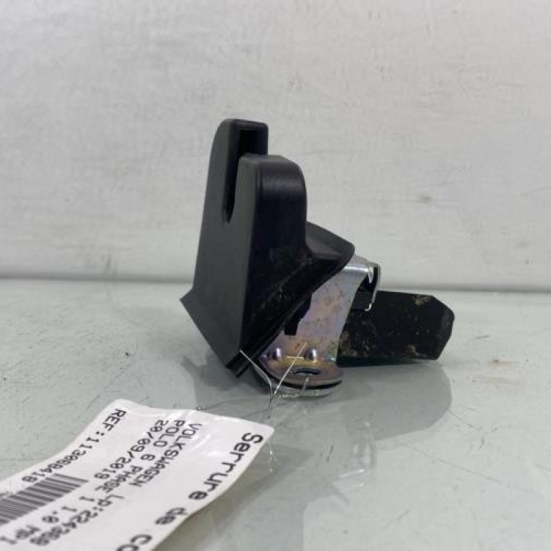 Serrure de coffre VOLKSWAGEN POLO 6 Photo n°5