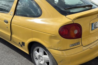 Pare soleil gauche RENAULT MEGANE 1