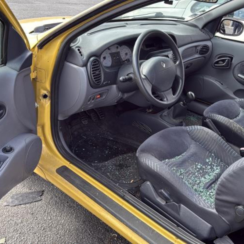 Pare soleil gauche RENAULT MEGANE 1 Photo n°15