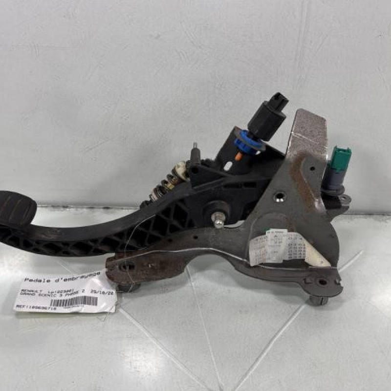 Pedale d'embrayage RENAULT GRAND SCENIC 3 Photo n°2