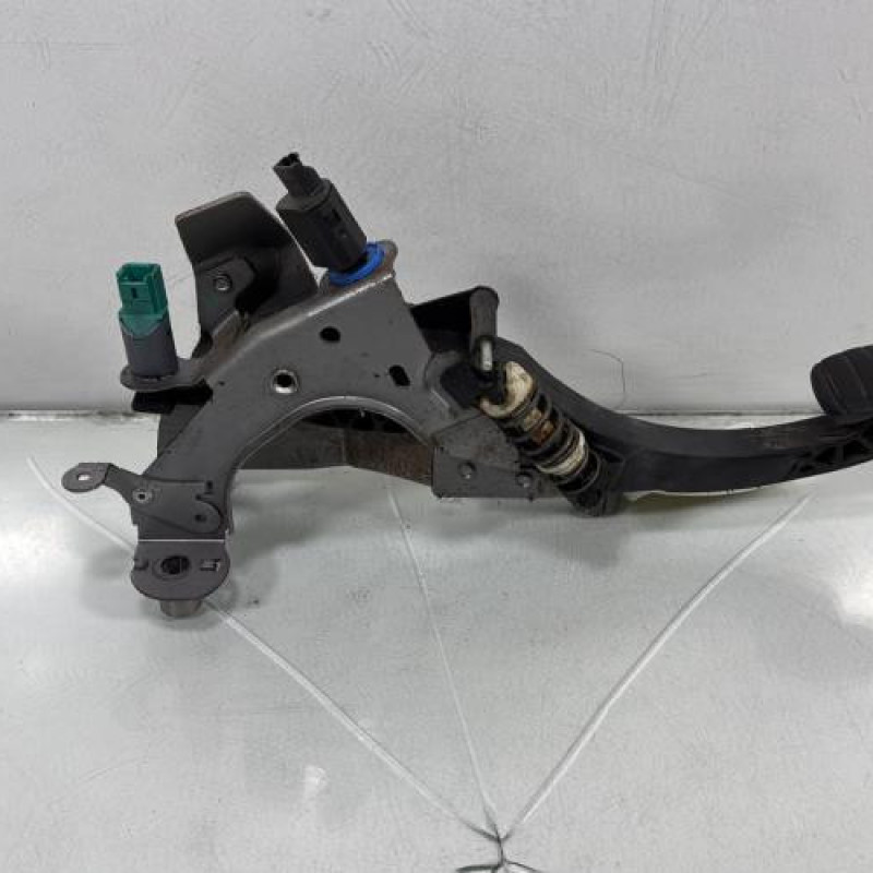 Pedale d'embrayage RENAULT GRAND SCENIC 3 Photo n°3