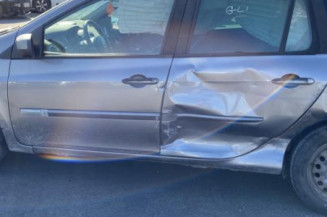 Serrure arriere droit RENAULT CLIO 3