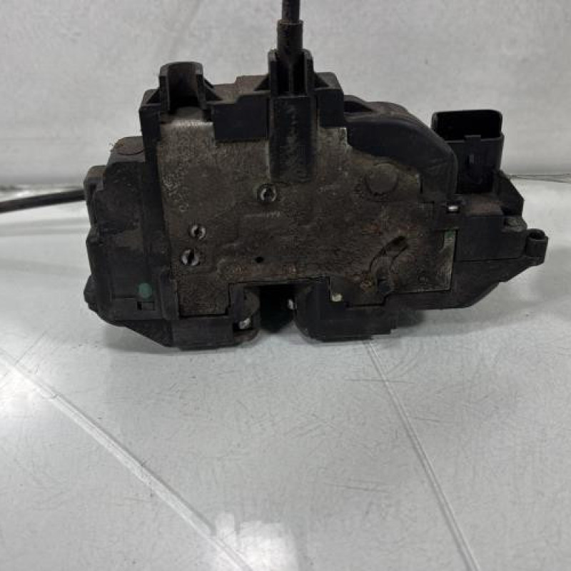 Serrure arriere gauche RENAULT CLIO 3 Photo n°2