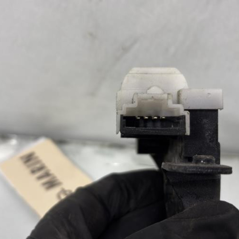 Serrure de coffre RENAULT CLIO 3 Photo n°5