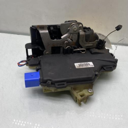 Serrure arriere droit VOLKSWAGEN POLO 4