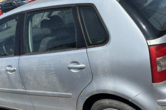 Serrure arriere droit VOLKSWAGEN POLO 4