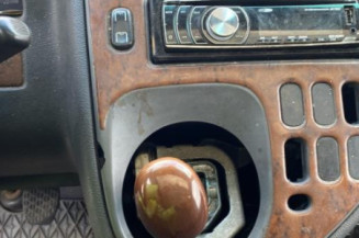 Serrure avant droit MERCEDES VITO 638