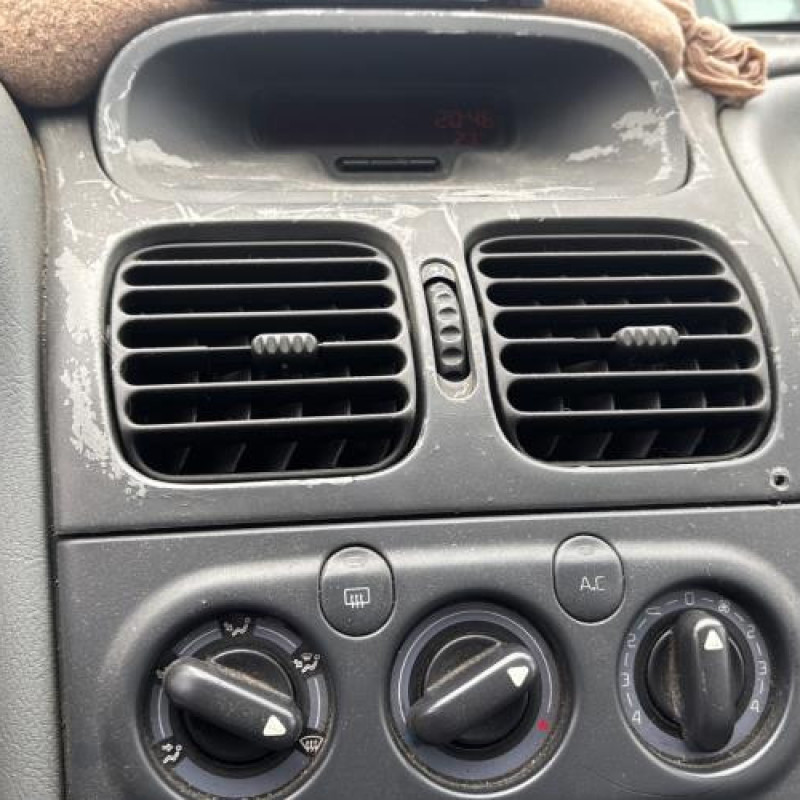 Serrure avant droit RENAULT LAGUNA 1 Photo n°20