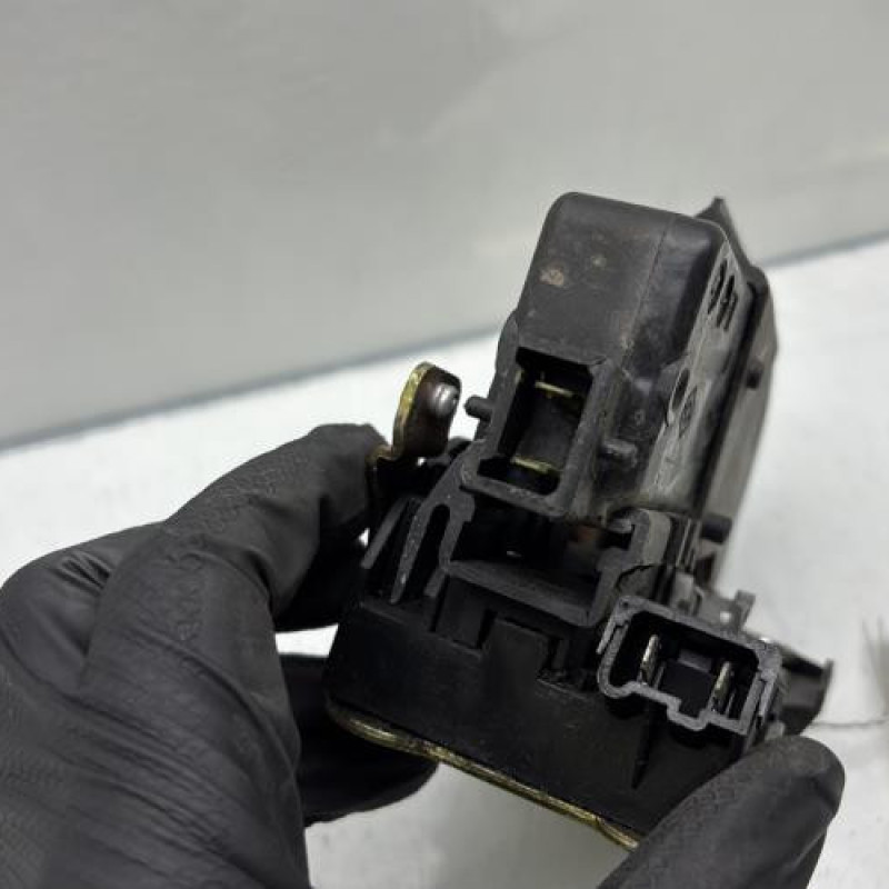 Serrure avant gauche RENAULT LAGUNA 1 Photo n°2