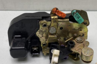 Serrure avant gauche CHRYSLER VOYAGER 4