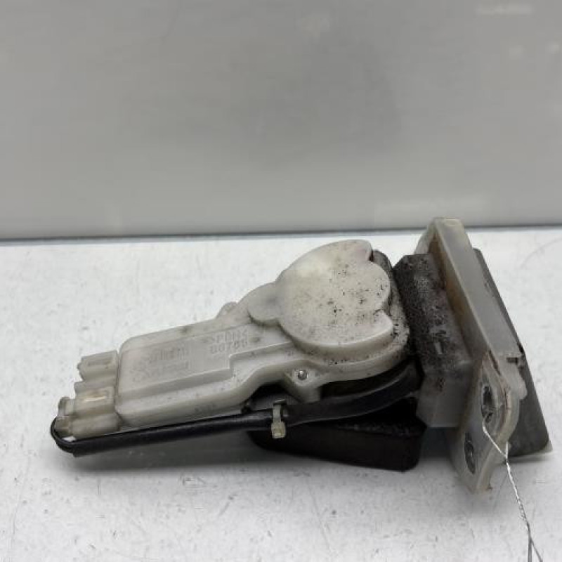 Serrure de coffre SUZUKI SWIFT 3 Photo n°3