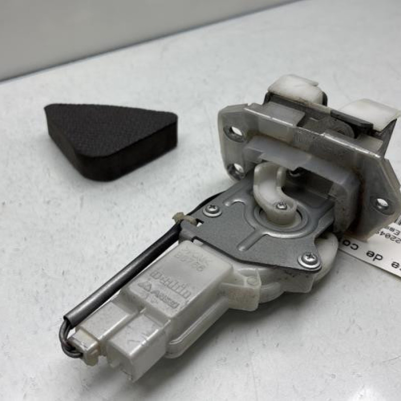 Serrure de coffre SUZUKI SWIFT 3 Photo n°4