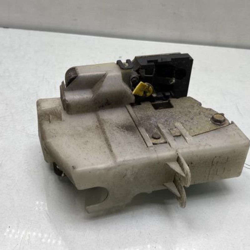 Serrure arriere gauche RENAULT CLIO 2 Photo n°2