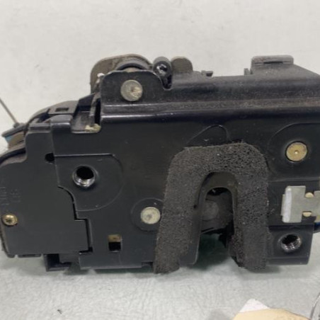 Serrure avant droit VOLKSWAGEN POLO 4