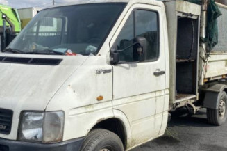 Serrure avant gauche VOLKSWAGEN LT 2